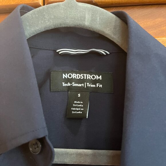 Nordstrom Tech Smart Trim Fit Button-Down Shirt Navy Small - Picture 2 of 4